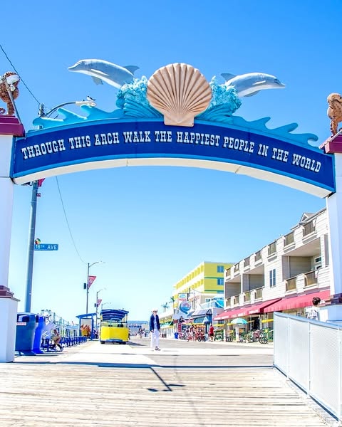 boardwalk-entrance